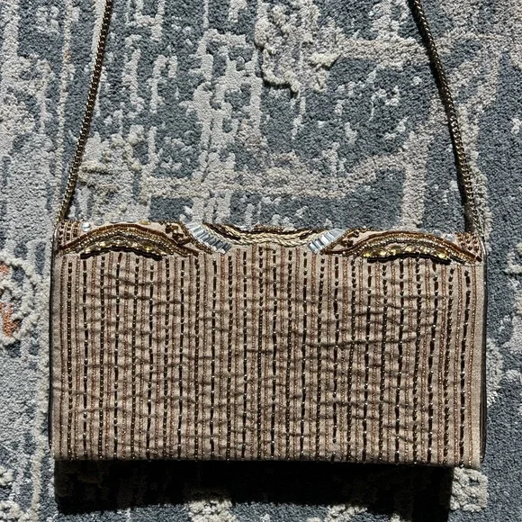 Lulu's Beaded Clutch - Brown and Gold - Picture 3 of 9